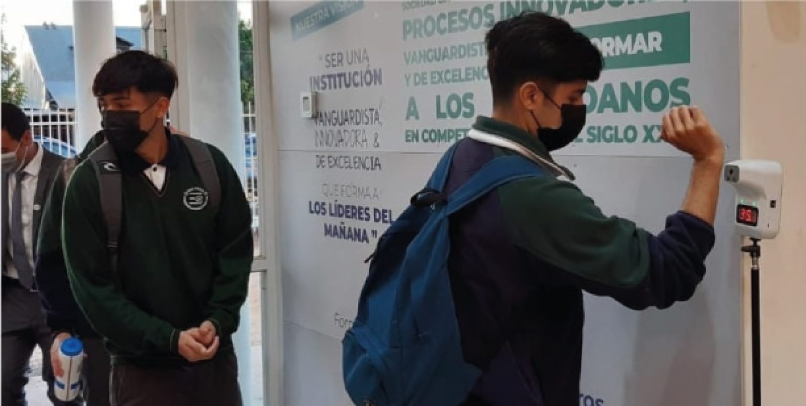 Retorno a Clases Sede Liceo Bicentenario HC