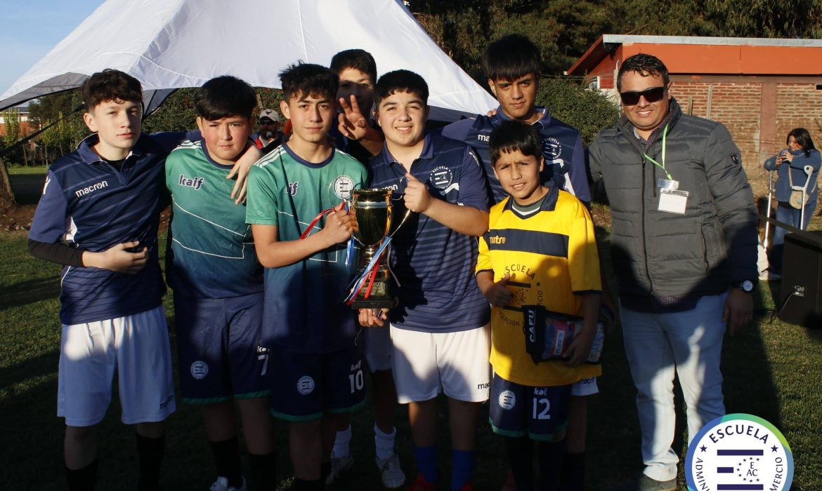 [GALERIA] Escuelas AC y un Gran Cuadrangular de Futbolito